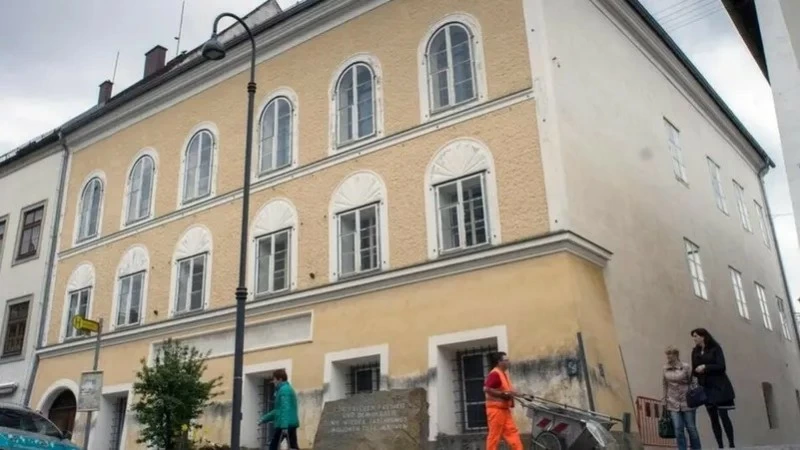 النمسا تحوّل «منزل هتلر» إلى «مركز شرطة» وسط جدل كبير