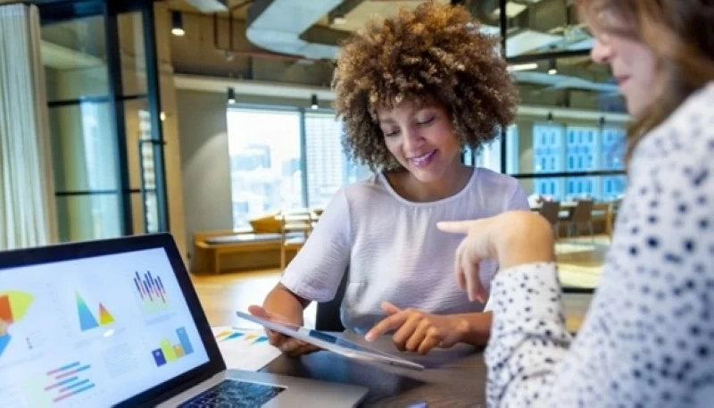 وظائف غامضة برواتب خيالية.. لن تصدّق الأرقام!