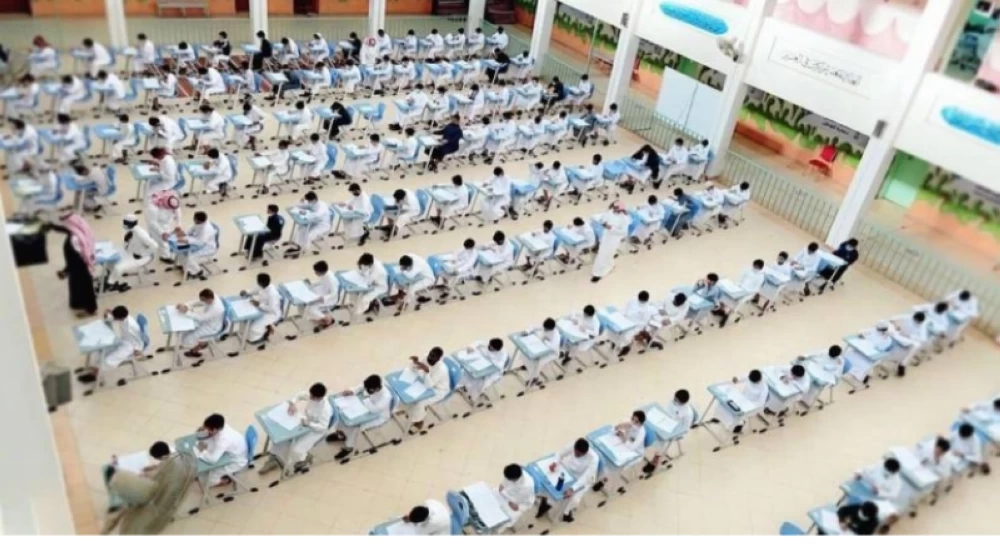 عاجل | «التعليم»: لا إعادة لاختبارات الطلبة المتغيبين بلا عذر رسمي. للاطلاع على 