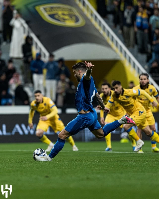 عاجل | «الزعيم» ينزف ويتراجع للمركز الثالث. : صالح عابد الحربي saleh_okaz. للاطلاع على 