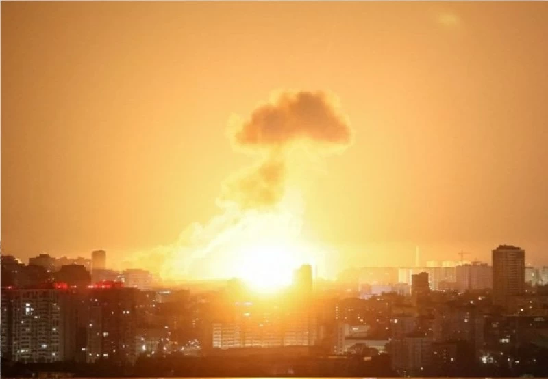 القصف على طهران