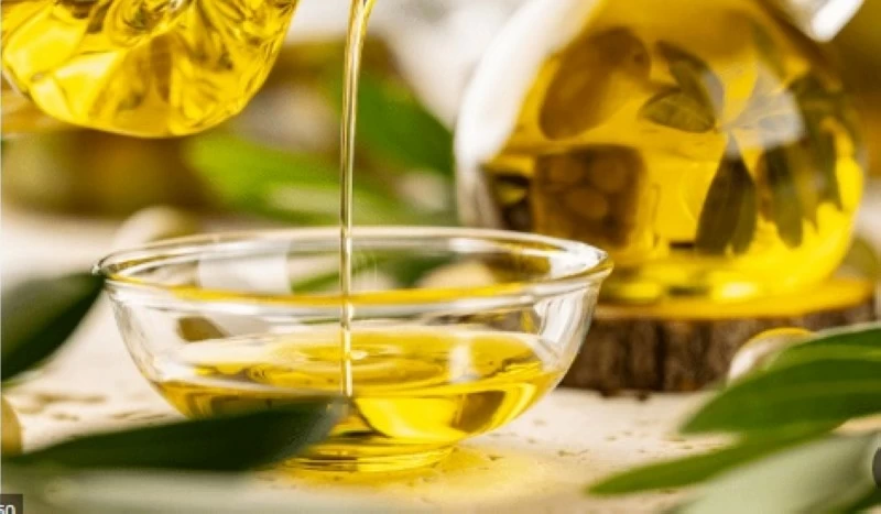 حقق زيت الصويا قفزة بنسبة 2.2% ليصل إلى 63.22 سنت للرطل (ما يعادل 1,393 دولاراً للطن).