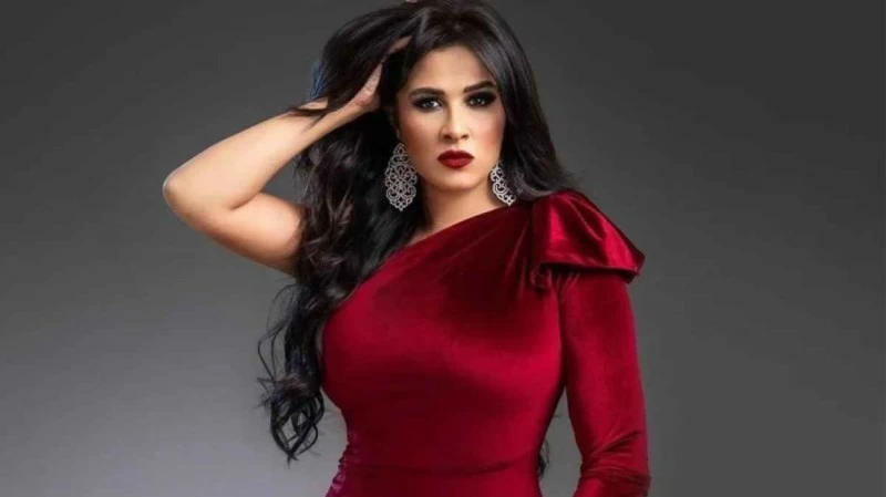 الفنانة المصرية ياسمين عبدالعزيز.