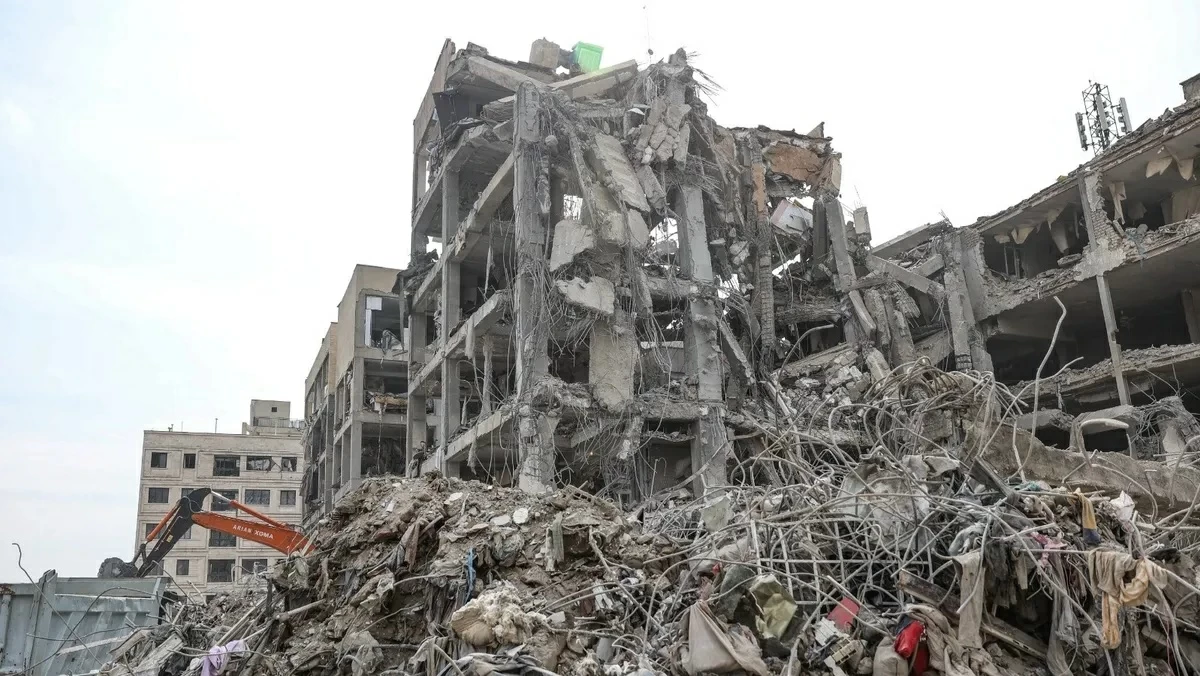 مبنى مدمر في طهران