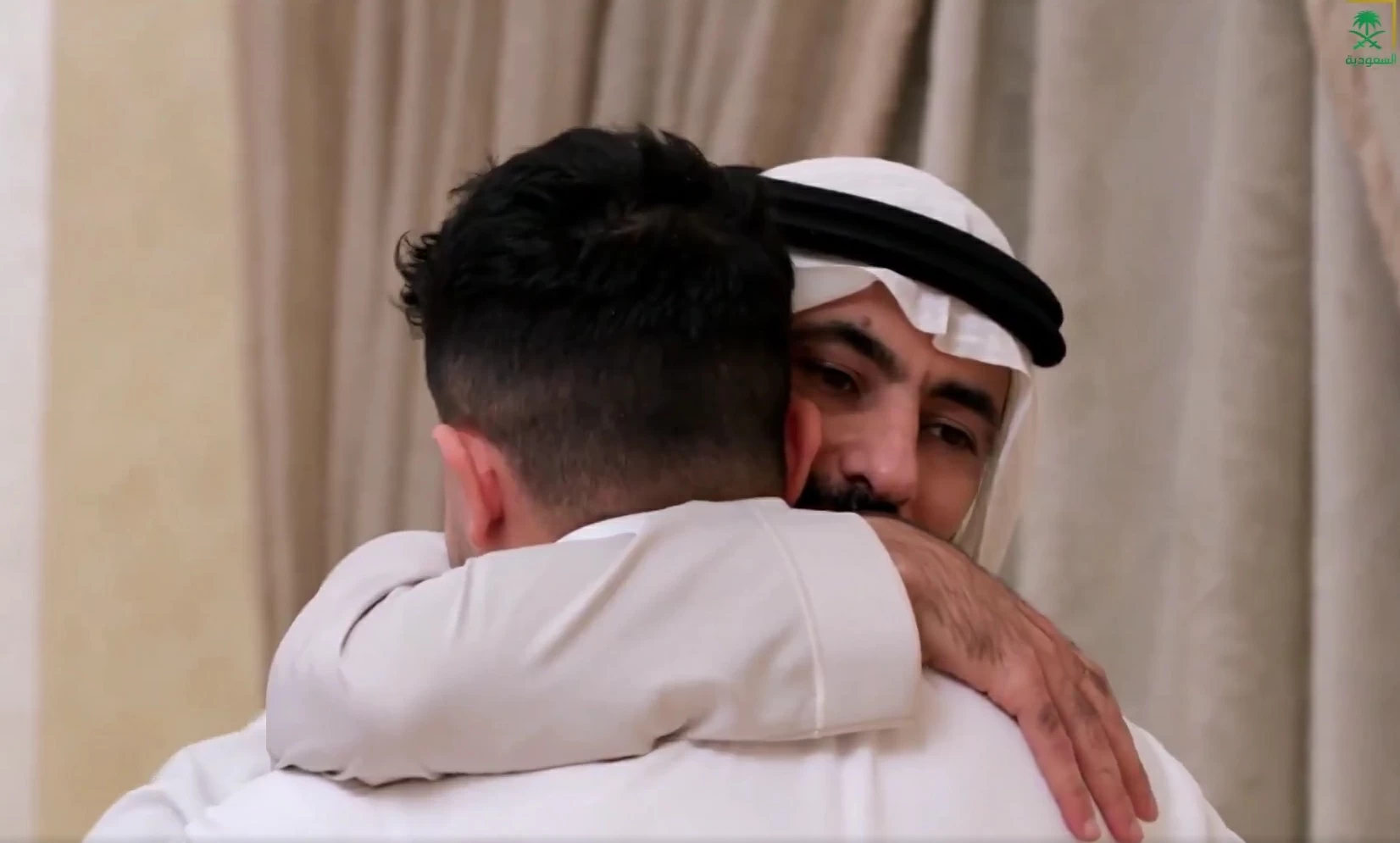 حسين عبد الغني يرد الجميل بـ 100 ألف ريال