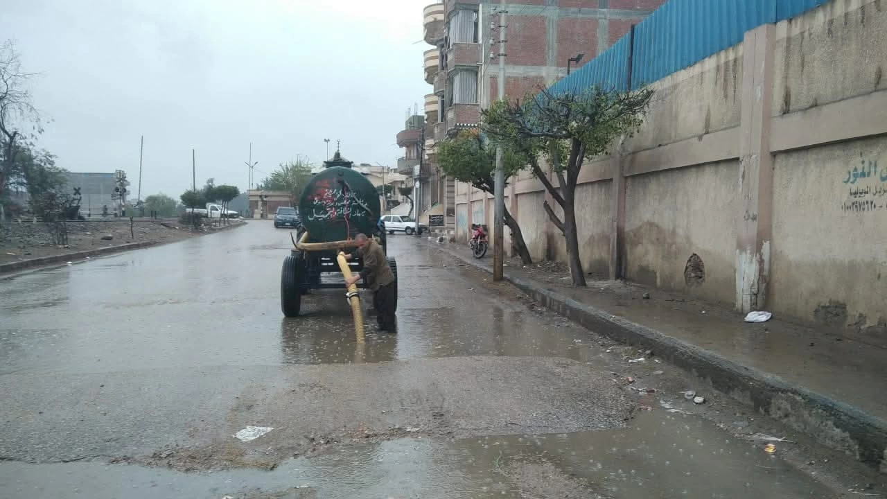 منخفض قطبي يضرب مصر.. أمطار رعدية ورياح عاتية وتحذيرات عاجلة