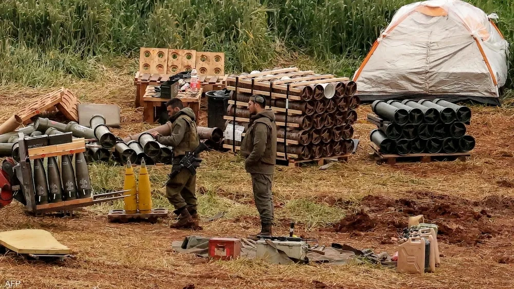 مقتل قياديين في «حزب الله» وإخلاء قرى جنوب لبنان