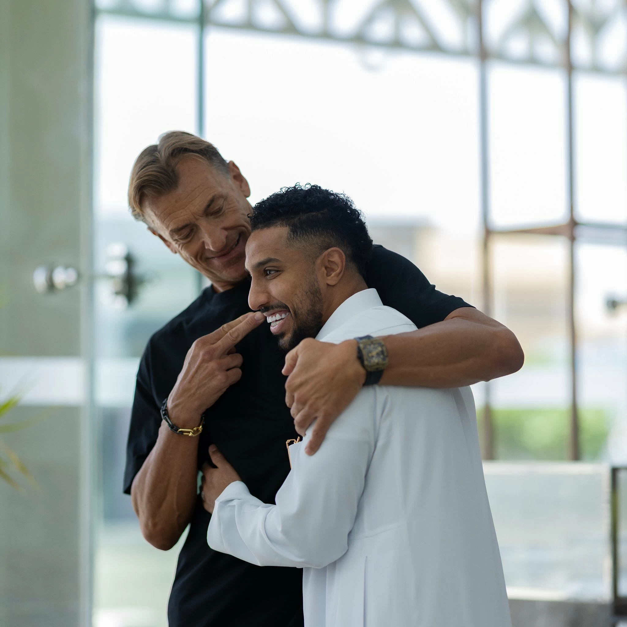 على ذمة «ليكيب» الفرنسية.. «رينارد» يطلب الرحيل.. واتحاد الكرة «يفكر»