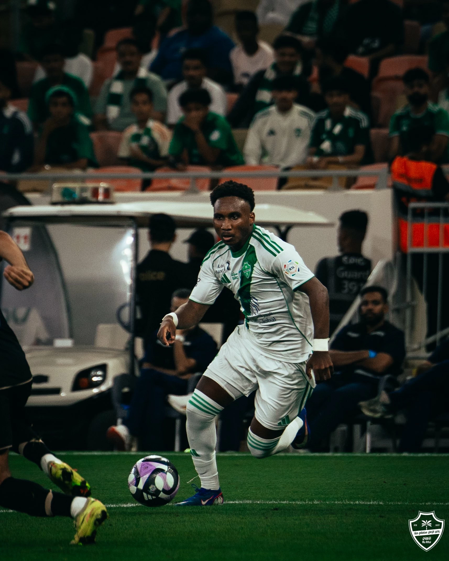 الظهور الأول للاعب الأهلي الشاب سالم عبدالله.