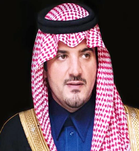 وزير الداخلية ونظيره السنغافوري يبحثان التطورات الأمنية والاعتداءات الإيرانية