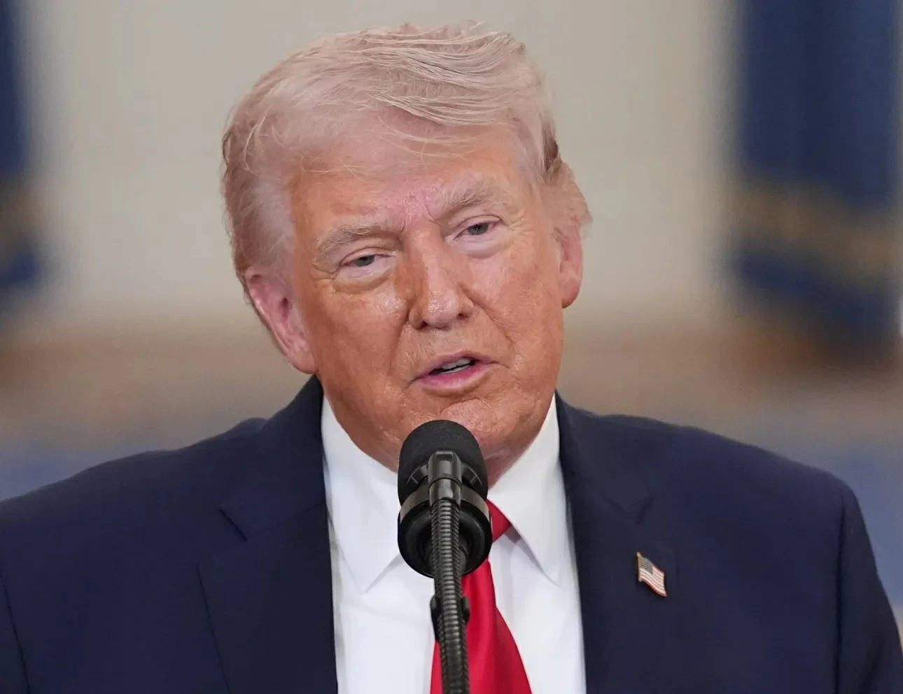 عاجل | ترمب لإيران: الاستسلام أو انتظار الأسوأ. للاطلاع على 