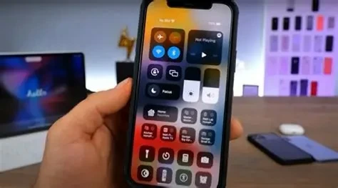 عاجل | بياناتكم في خطر! تحديث أمني طارئ من «آبل». للاطلاع على 