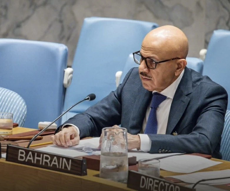 عاجل | فيتو روسي صيني يُحبط مشروع قرار لفتح «هرمز». للاطلاع على 