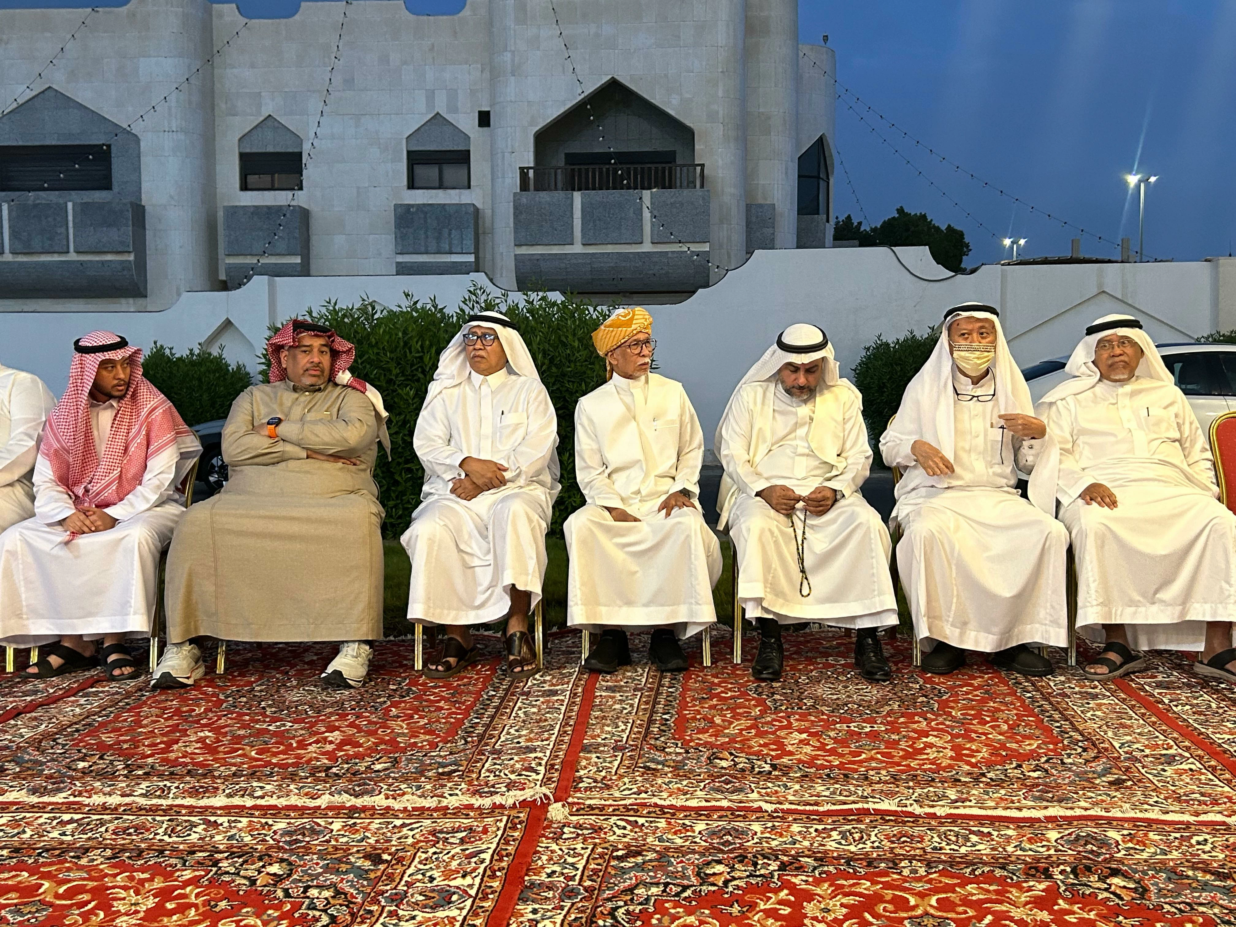 أسرة برهان تستقبل المعزّين في وفاة فقيدها