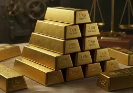 انخفضت أسعار الذهب اليوم في المعاملات الفورية 0.1% إلى 4640.93 دولار للأوقية. (متداولة).