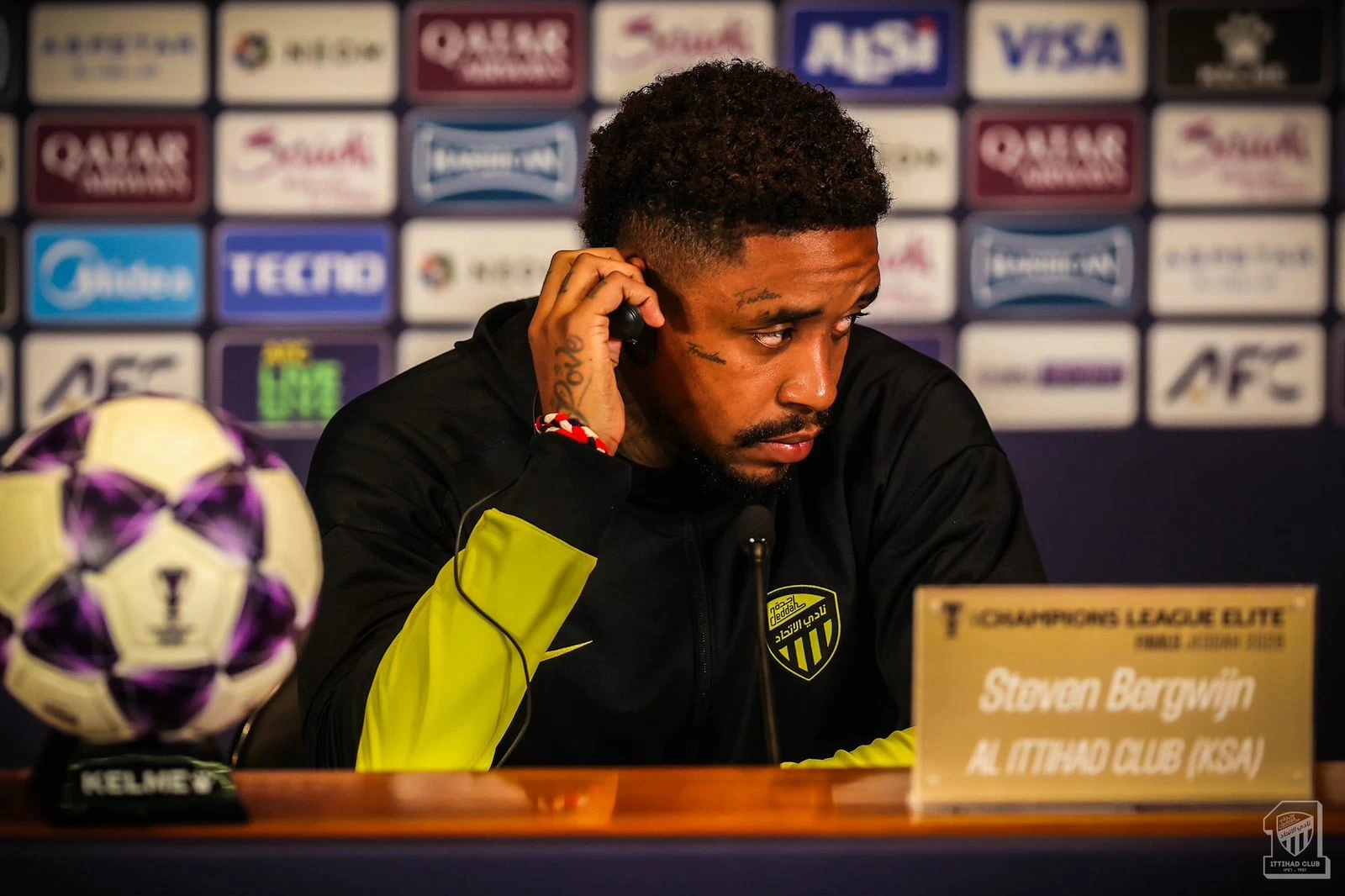 بيرغوين: دعم جماهير الاتحاد يمنحنا دافعاً للفوز. : عمر الشمراني. للاطلاع على التفاصيل 