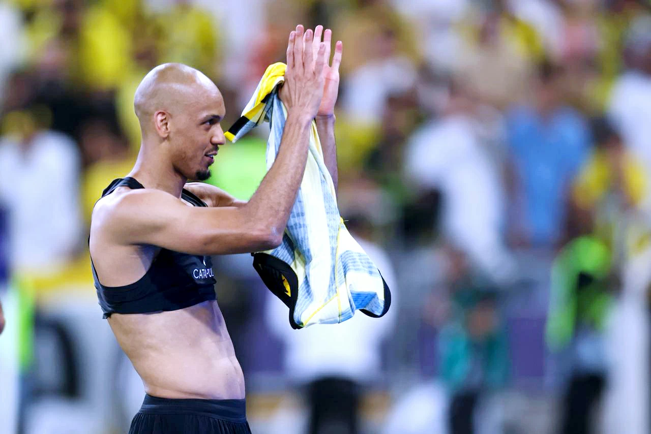 
فرحة قائد الاتحاد فابينهو بالهدف الذي سجله في مرمى فريق الوحدة الإماراتي. (تصوير: عبدالغني بشير) 