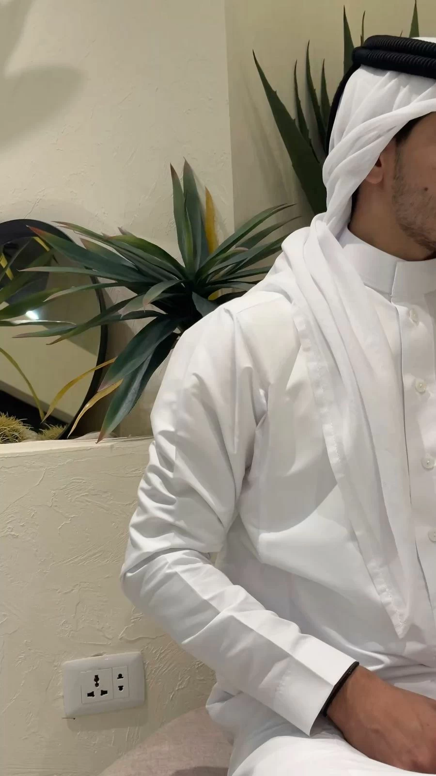 أبرز خامات الثياب الرجالية لموسم الصيف 2026