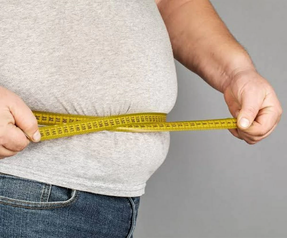 دراسة: أخطر مراحل زيادة الوزن بين 17 و30 عاماً 