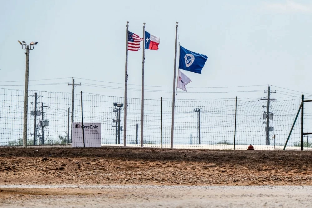 إطلاق سراح أم مصرية وأطفالها الخمسة بعد 10 أشهر في الاحتجاز بأمريكا