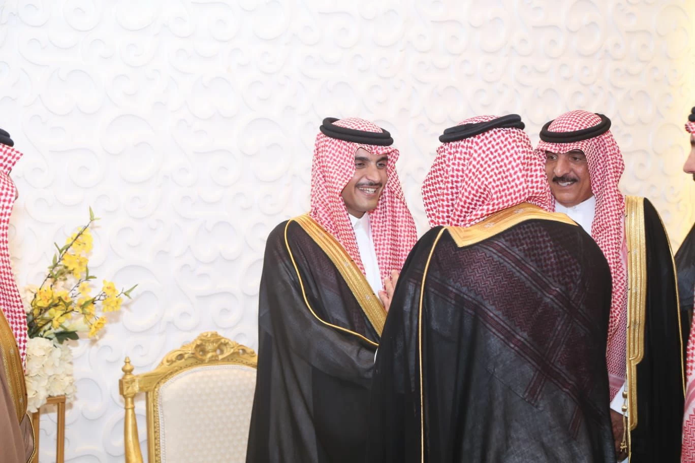 أسرة الخنيني تزف عبد الله لعش الزوجية