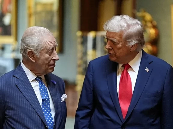 نادي «الناجين من الاغتيال».. ما الذي يجمع الملك تشارلز ودونالد ترمب قبل لقائهما المرتقب؟