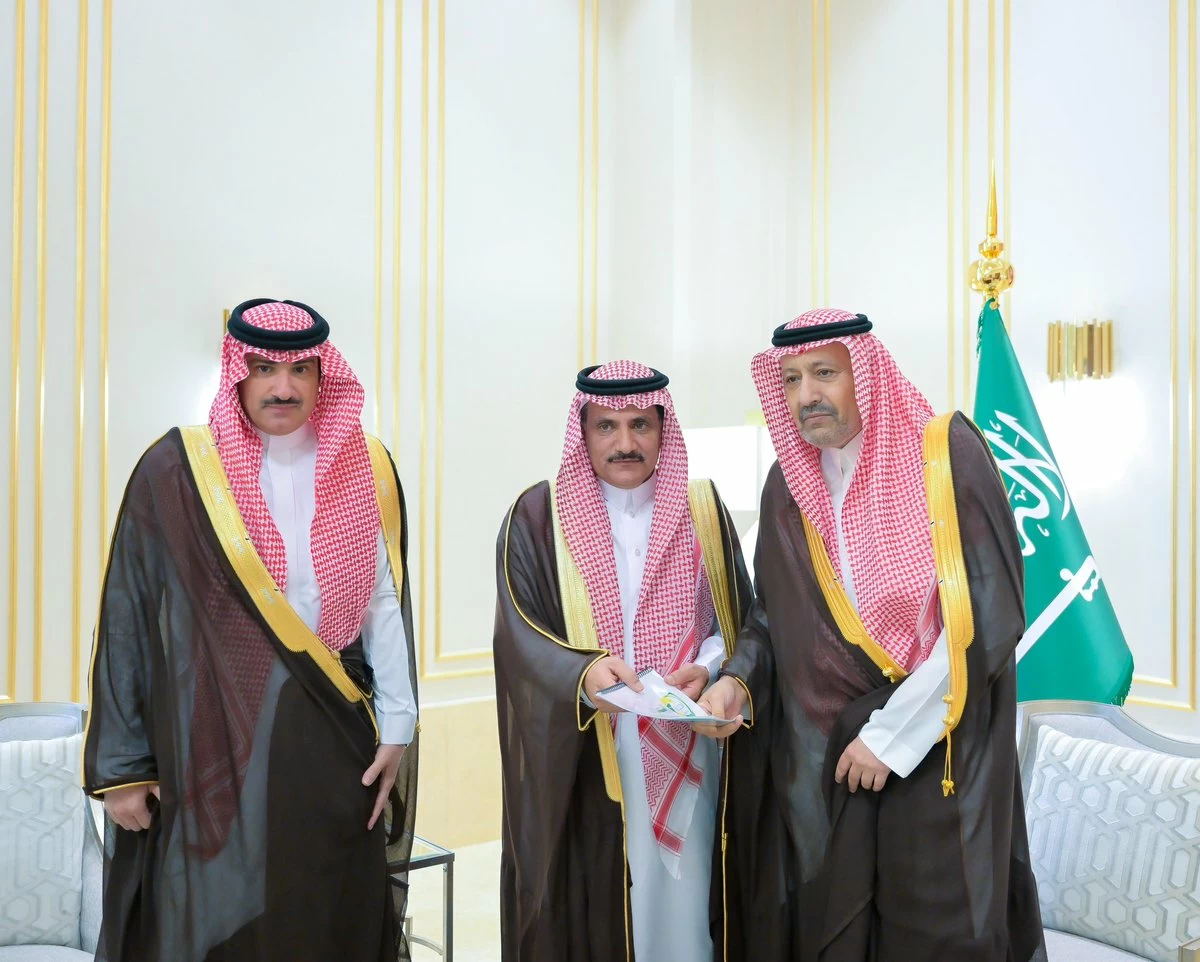 أمير الباحة يهنئ نادي الحجاز عقب صعود فريق السيدات