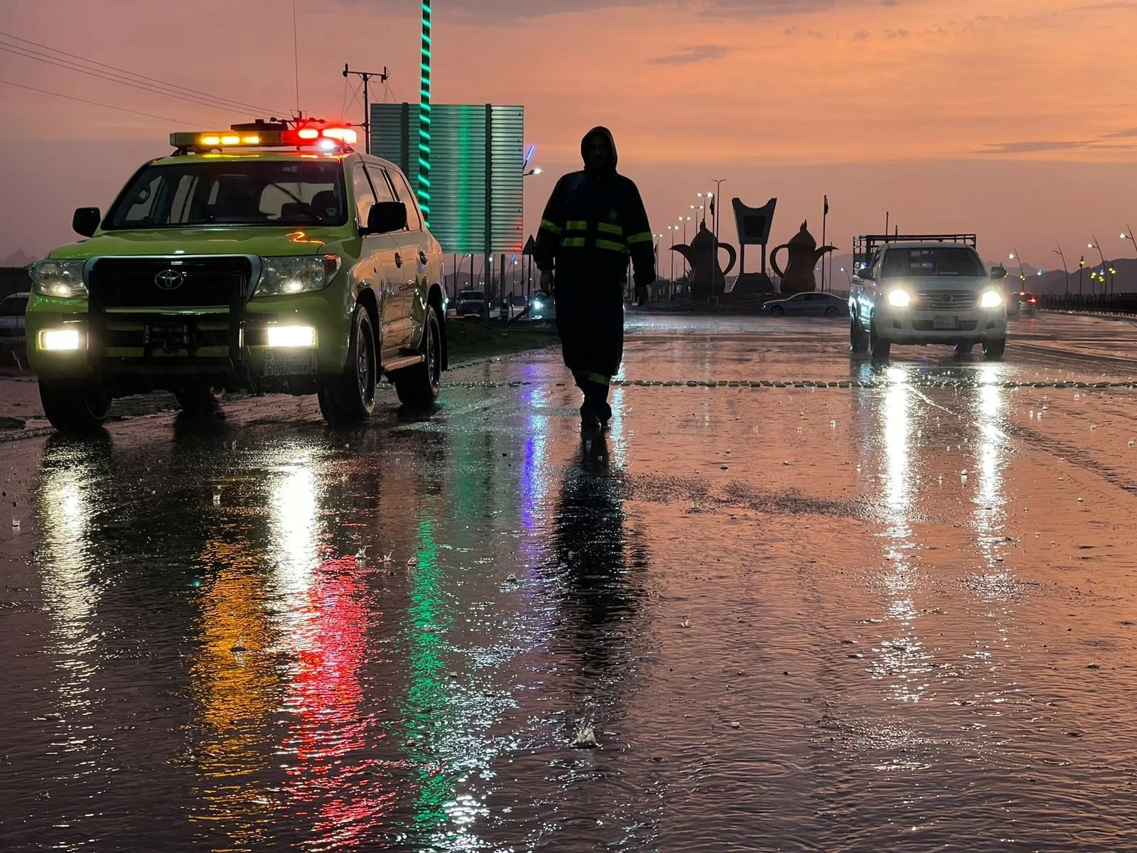 الدفاع المدني يحذر: ابتعدوا عن الأودية واحذروا السيول