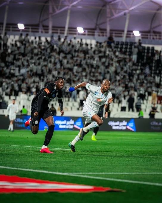 هدية سعدان تنقذ الشباب