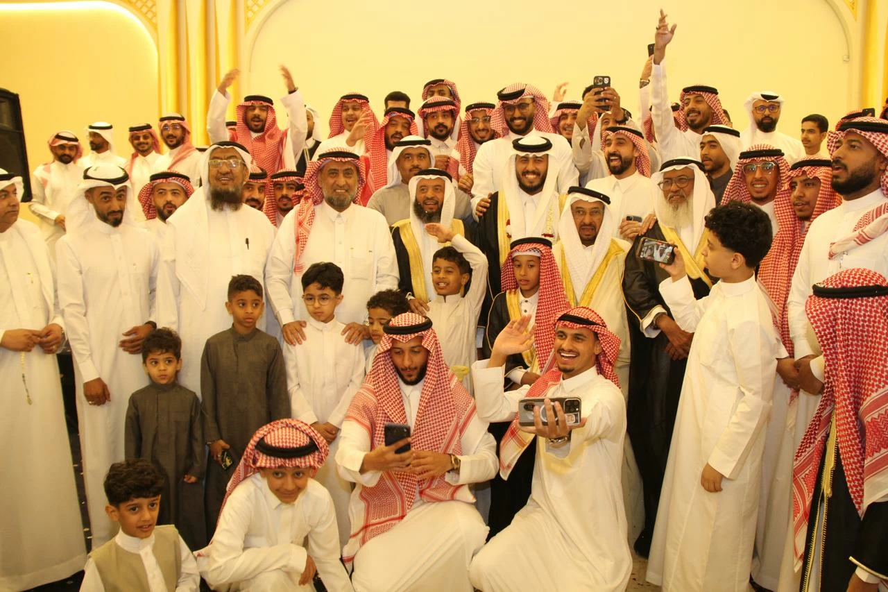حميد يحتفي بليلة العمر