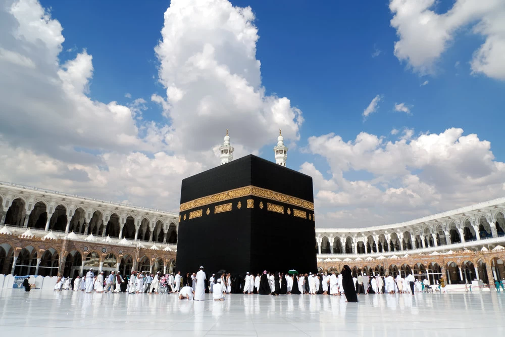 «الحج والعمرة»: 14 ذي الحجة موعد إصدار تأشيرات العمرة