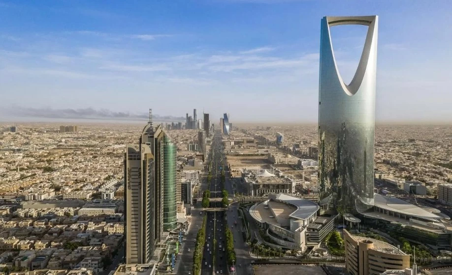 عاجل | «ملكية الرياض» تعلن بدء تطبيق مبادرة ساعات العمل المرنة 