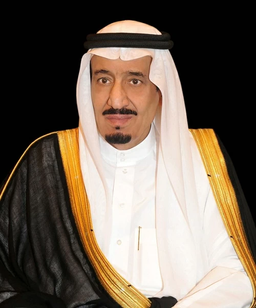 خادم الحرمين الشريفين يأمر بترقية وتعيين 212 قاضياً بوزارة ا