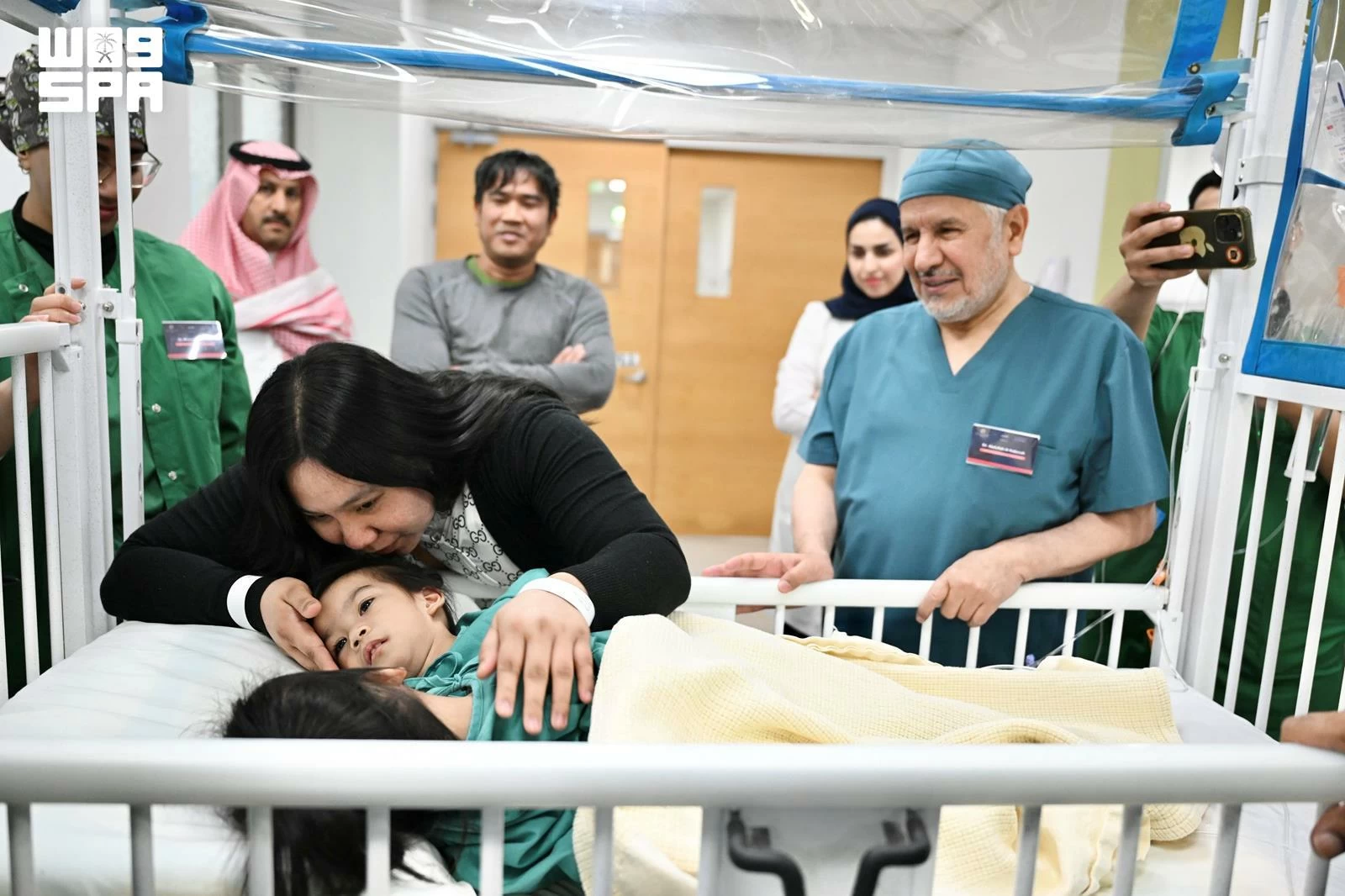 عملية فصل التوأم الملتصق الفلبيني (أوليفيا وجيانا) 