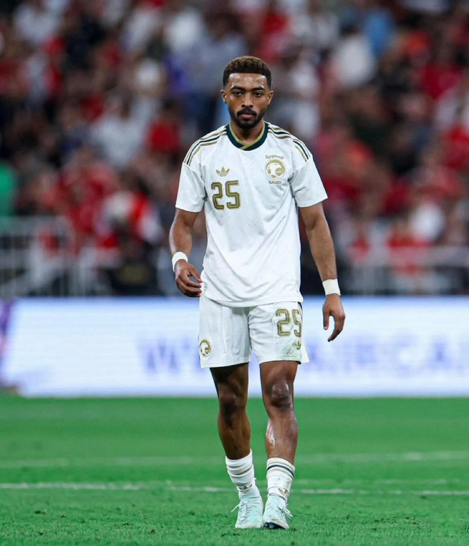 تأكيداً لانفراد «عكاظ».. نايف مسعود أهلاوياً بقرار يايسله