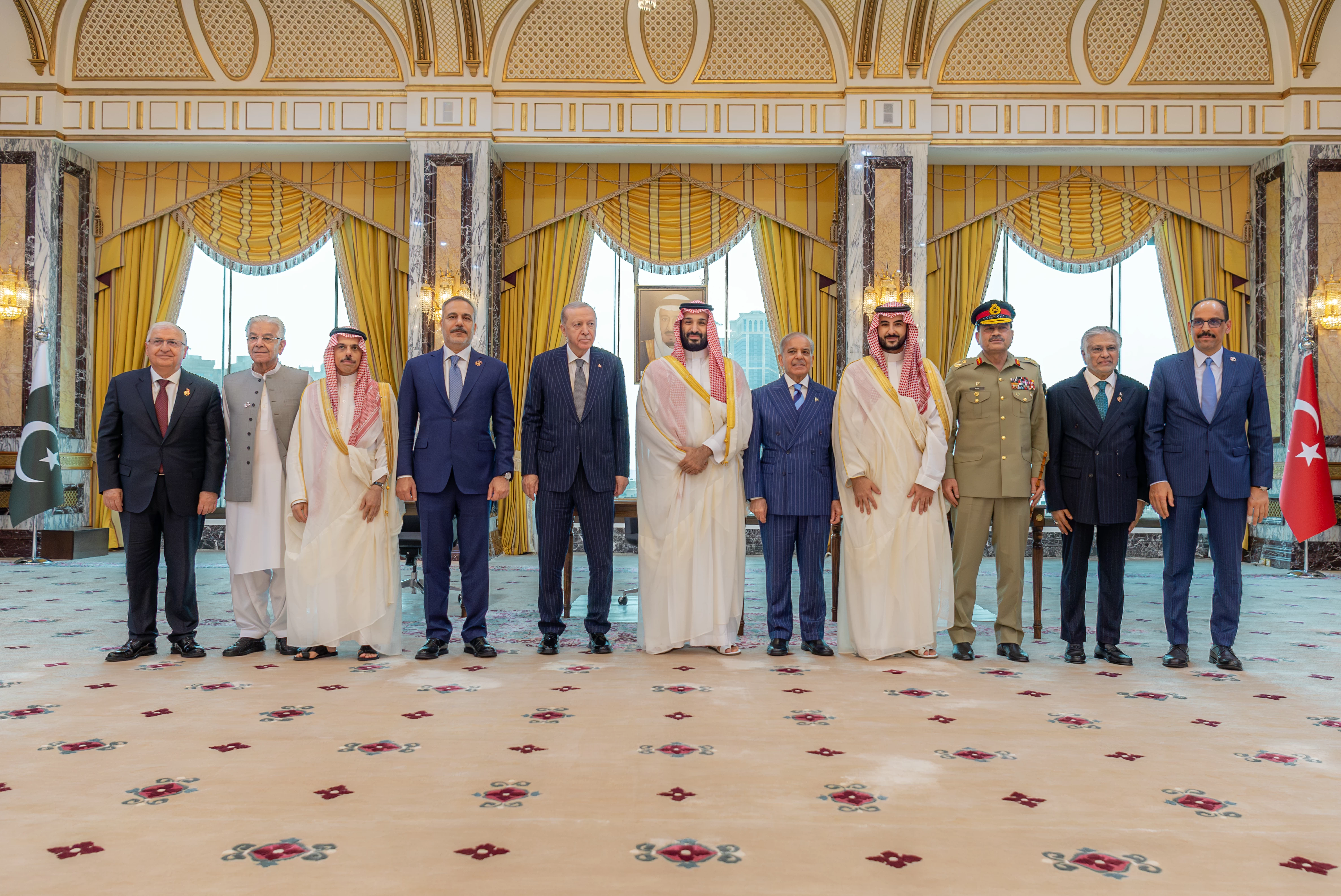 السعودية وتركيا وباكستان توقع اتفاقية مكة للدفاع المشترك