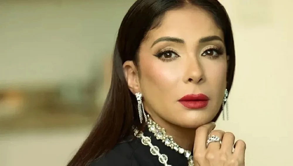 جدل حول الحجز على أموال منى زكي ووالدتها ترد