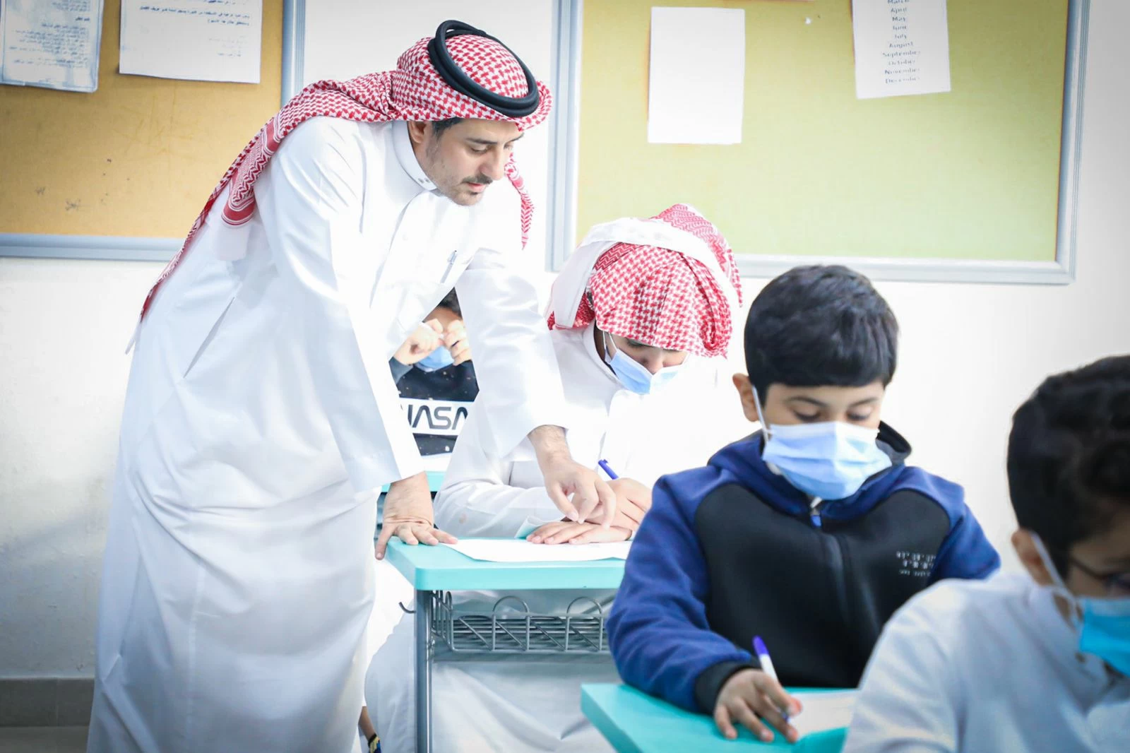 
الوزارة تحرص على تعزيز مفهوم الصحة العامة في المجتمع. (التعليم) 