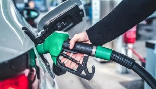 الإمارات: رفع أسعار الوقود بنسب تصل إلى 16.6% 