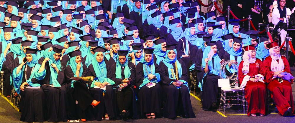 تخريج 347 طالبة من جامعة عفت أخبار السعودية صحيفة عكاظ