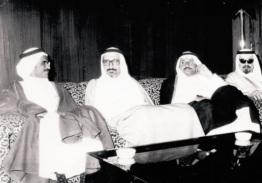 من اليمين حامد مطاوع، عبدالملك خان، المهندس عبدالقادر كوشك، محمد الحساني.