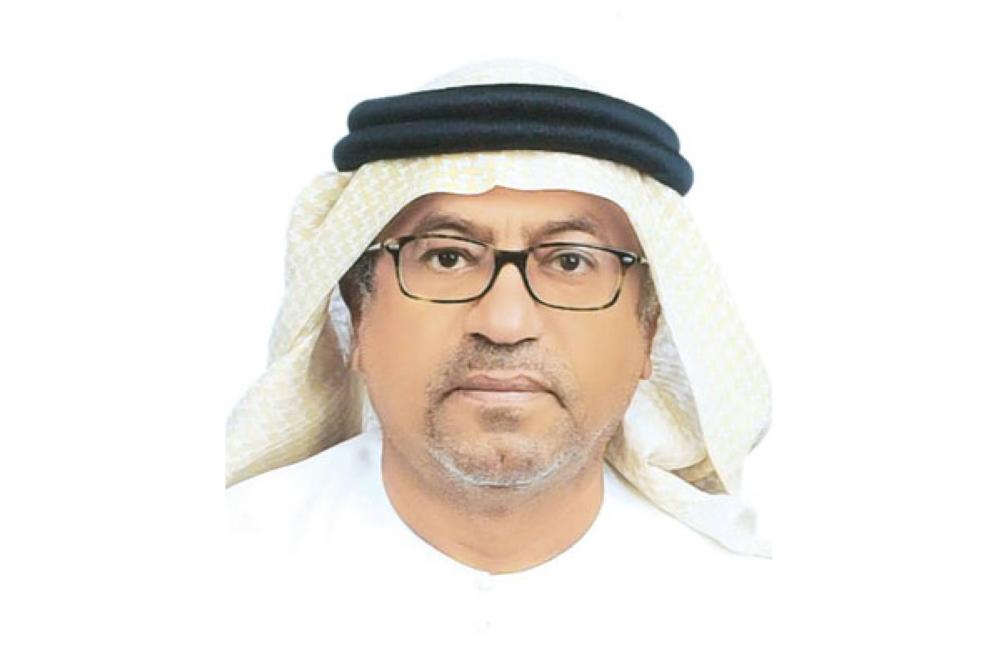 الإعلامي الإماراتي علي العمودي الكاتب بجريدة 