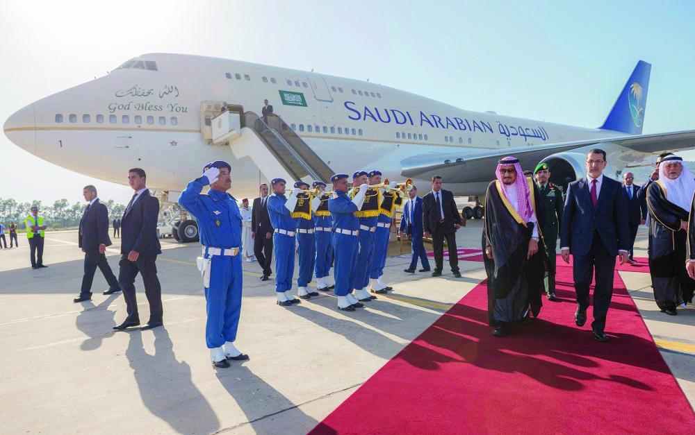 الملك سلمان، لدى وصوله المغرب أمس.