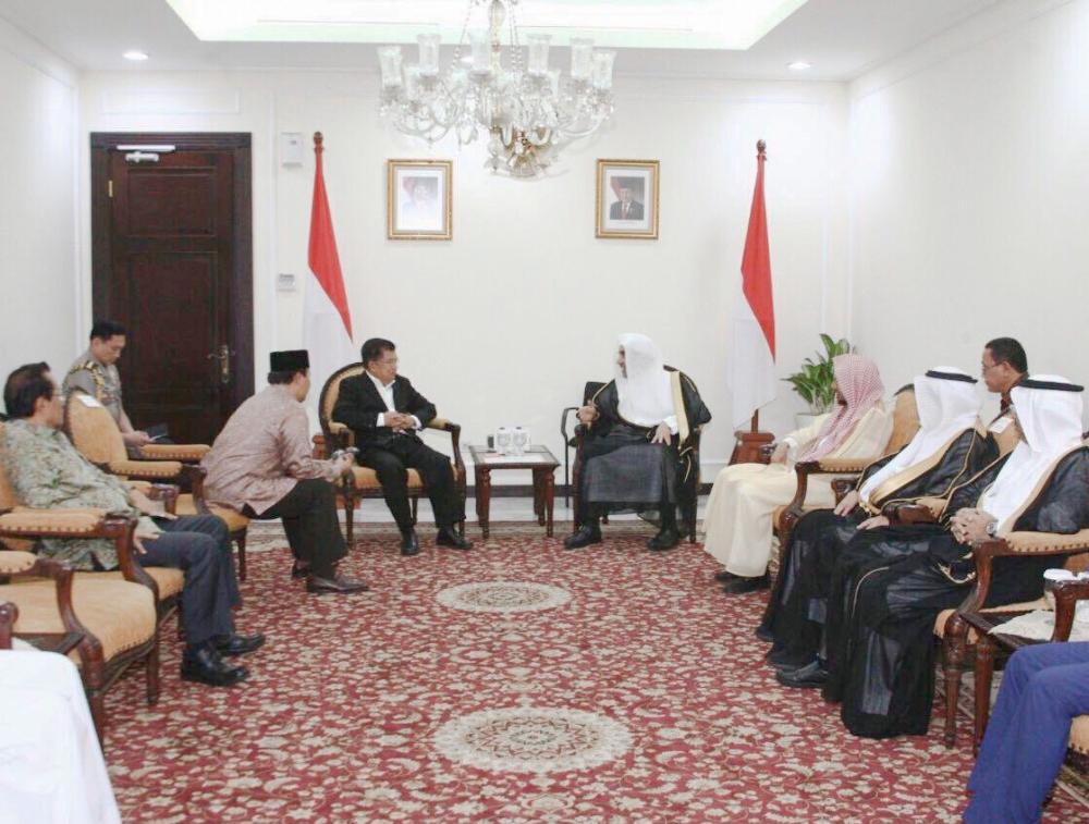 



استعرض رئيس مجلس الشورى الإندونيسي مع الأمين العام رؤية الرابطة المتجددة.