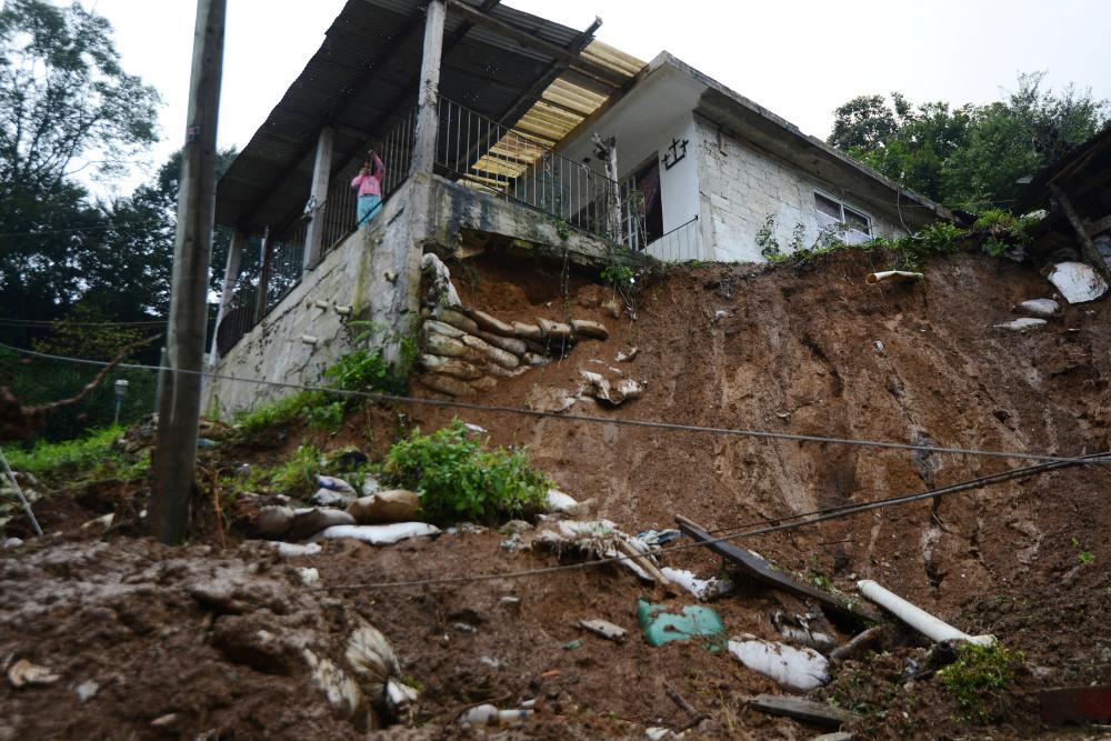 Death toll in Mexico's biggest quake in a century rises to 90