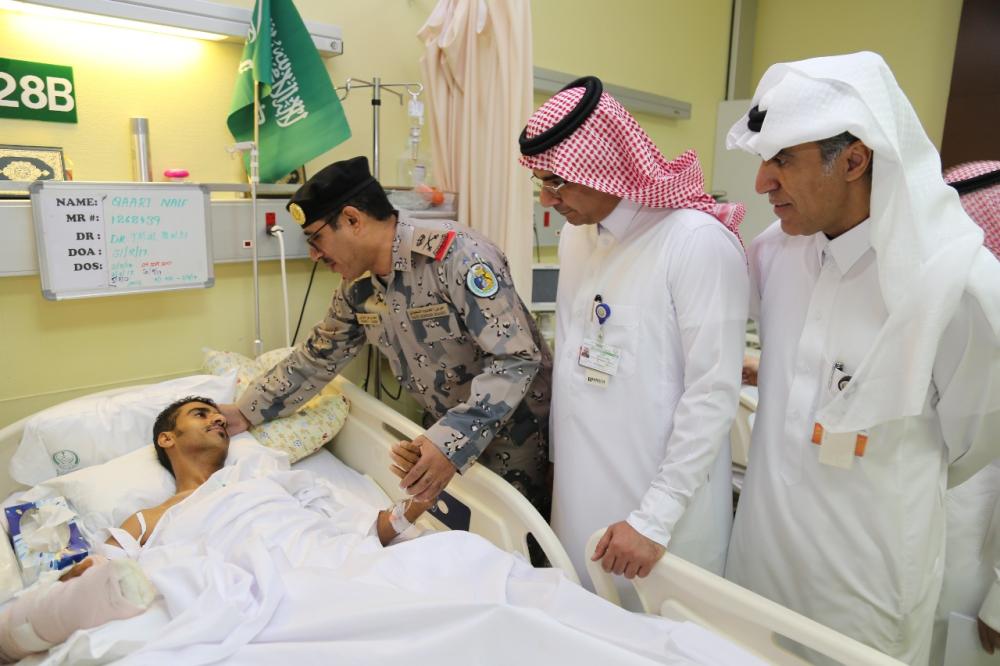 اللواء الزهراني يزور مصابي حرس الحدود بمستشفى قوى الأمن بالرياض أخبار السعودية صحيفة عكاظ