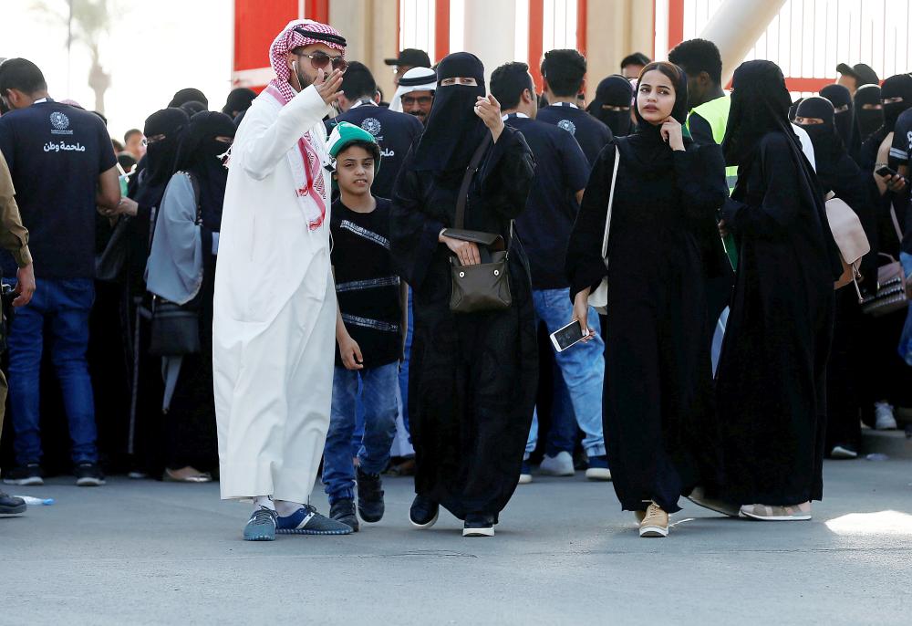 Saudi Arabia families arrive to a rally to celebrate the 87th annual National Day of Saudi Arabia in Riyadh, Saudi Arabia September 23,2017. REUTERS/Faisal Al Nasser