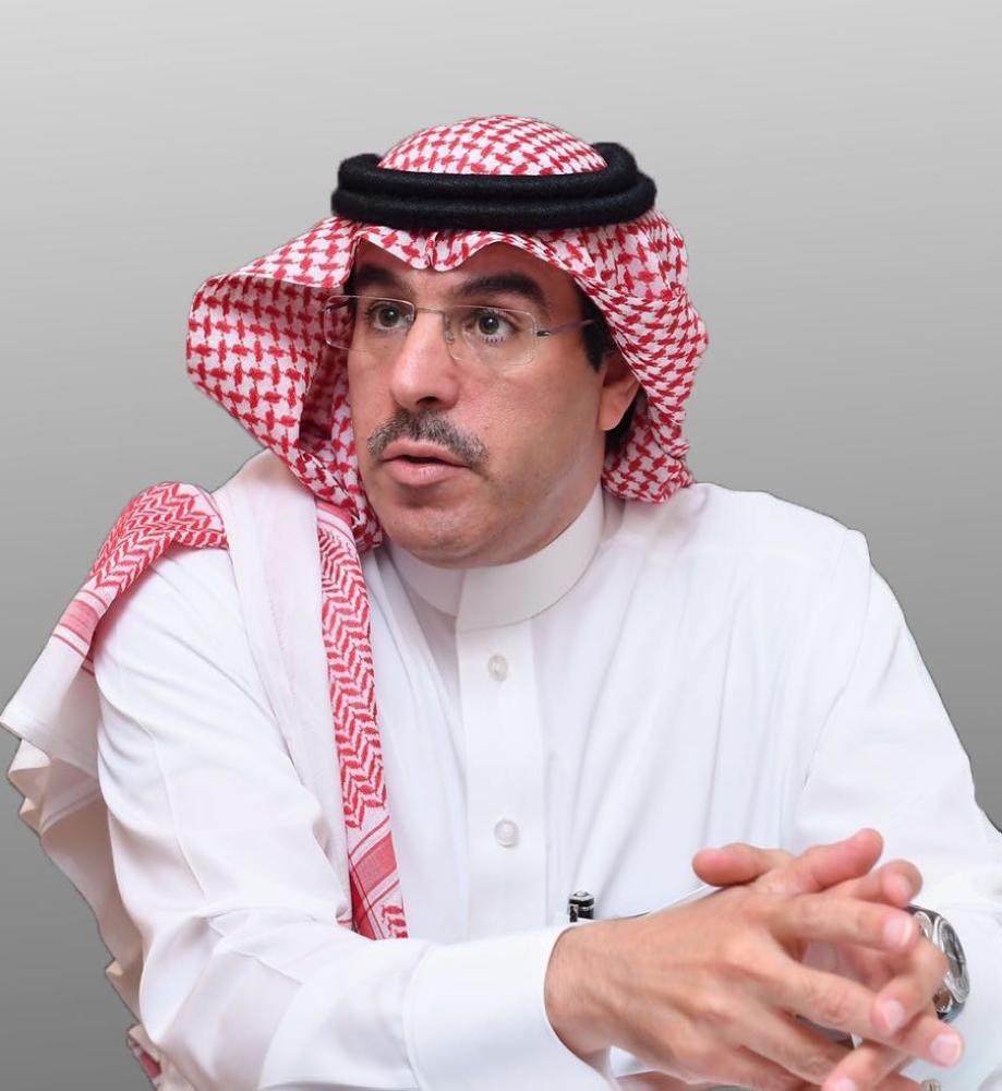 الدكتور عواد بن صالح العواد وزير الثقافة والإعلام