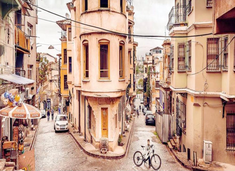 أحد شوارع إسطنبول القديمة.