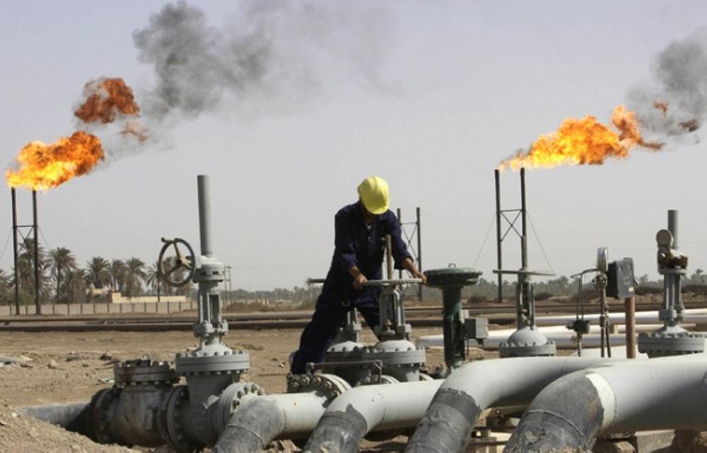ارتفعت أسعار النفط اليوم مدعومة بتوقعات لتمديد اتفاق أوبك لخفض الإنتاج